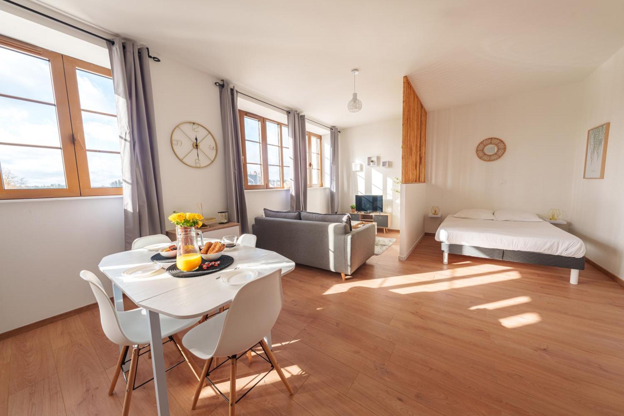 Le Fleur De Cerisier - Zmn Conciergerie Apartment Saint-Quentin  Exterior photo